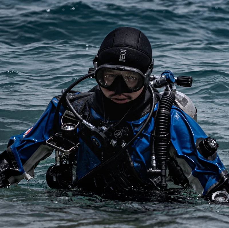 Nicholas Attenborough — Diver & Staff at Mobytek